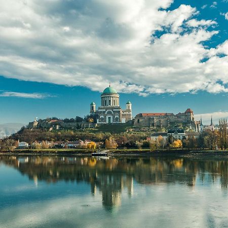 Villa Gran Esztergom Exterior foto